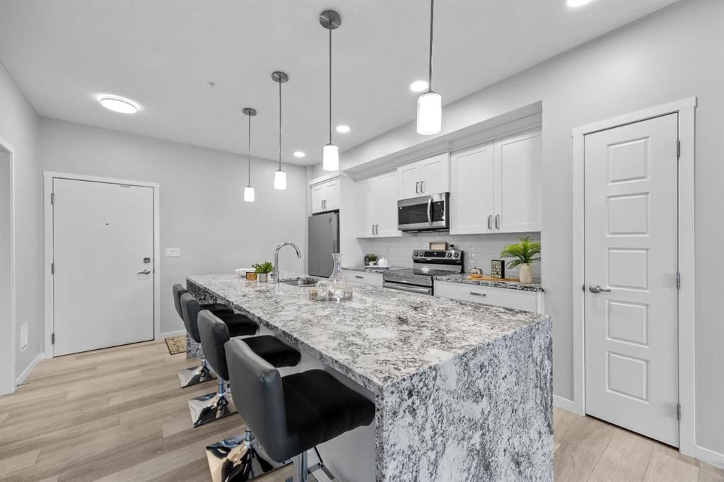105, 200 Harvest Hills Place NE, Calgary — photo 4 of 35