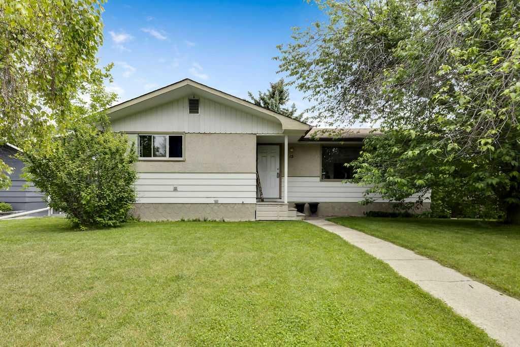 15 Glenway Drive SW, Calgary — main listing photo
