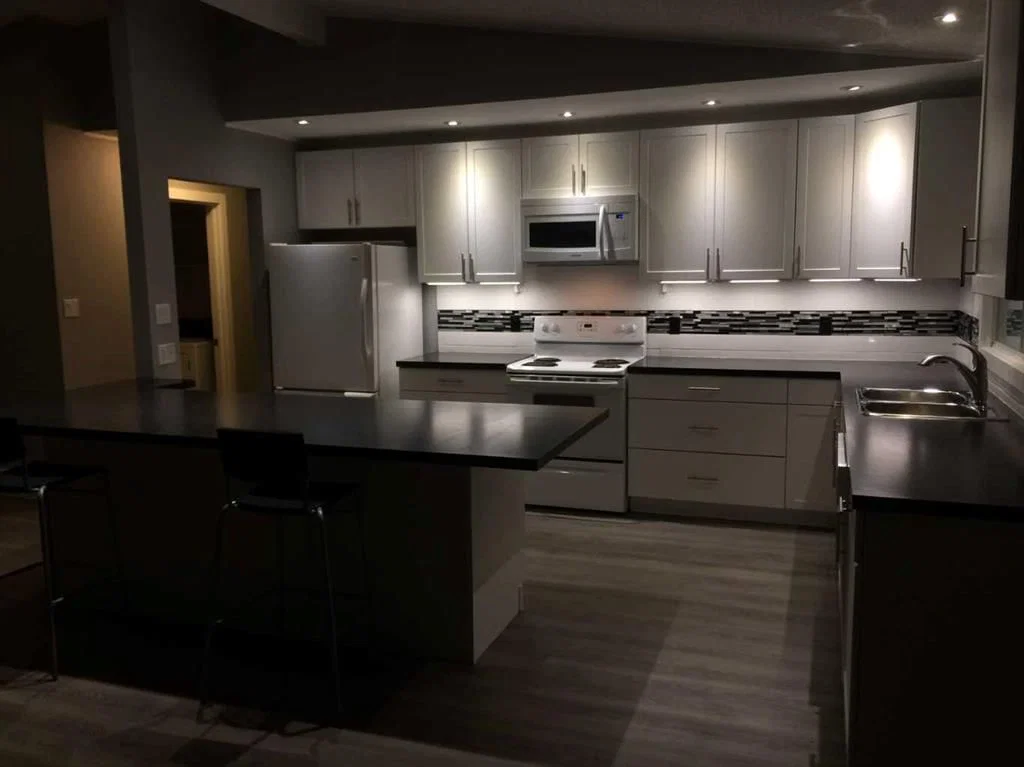 2457 22A Street NW, Calgary — photo 3 of 43