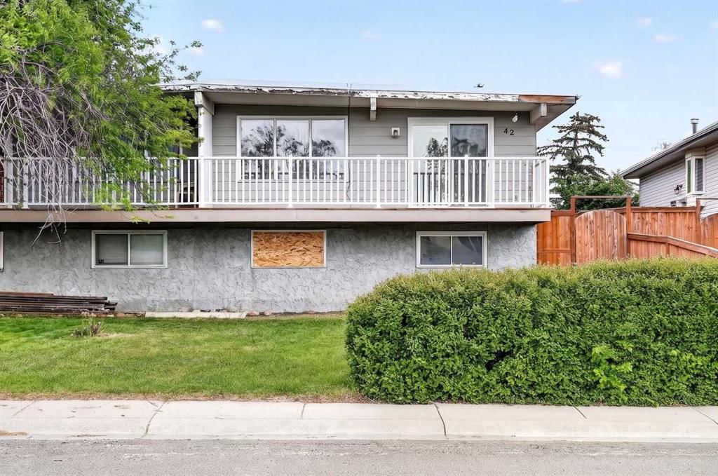 42 Huntford Close NE, Calgary — photo 2 of 49