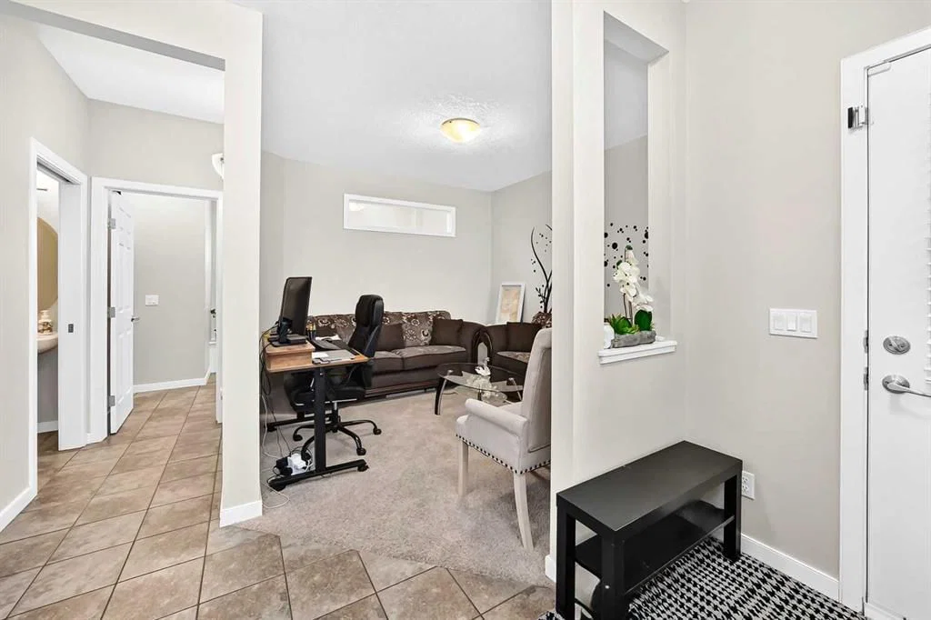 56 PANATELLA Parade NW, Calgary — photo 5 of 50