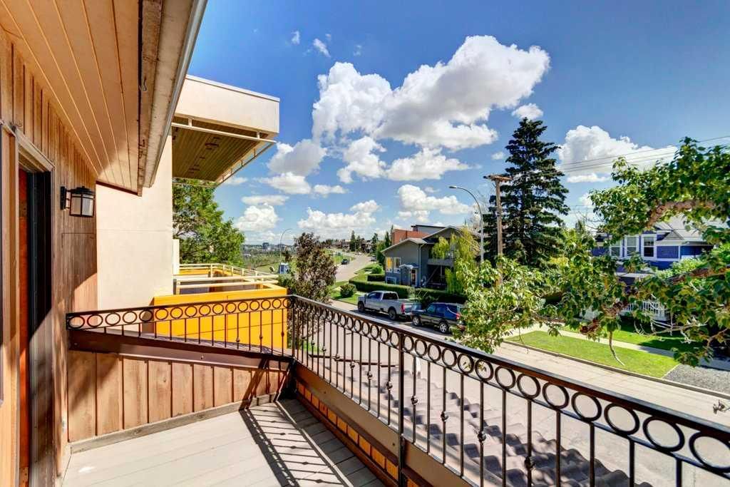 1921 6 Street SE, Calgary — photo 4 of 33