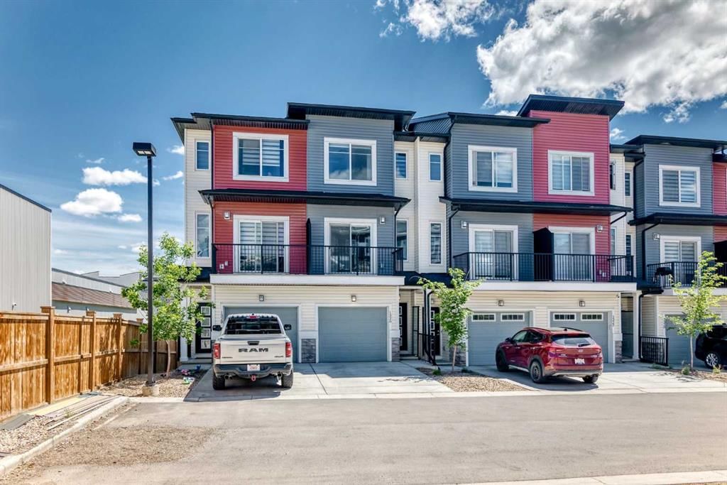 1326 Sage Hill Grove NW, Calgary — photo 2 of 50