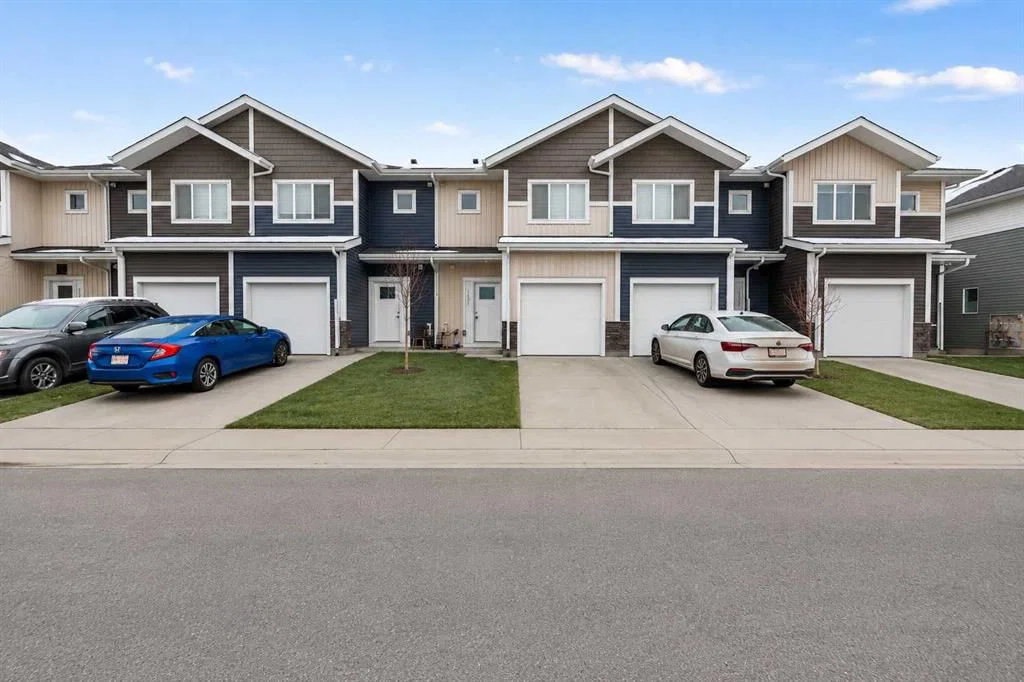 137, Red Embers Link NE, Calgary — main listing photo