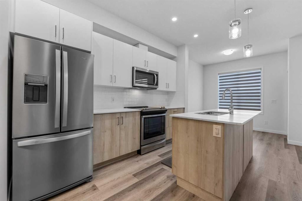 137, Red Embers Link NE, Calgary — photo 4 of 26