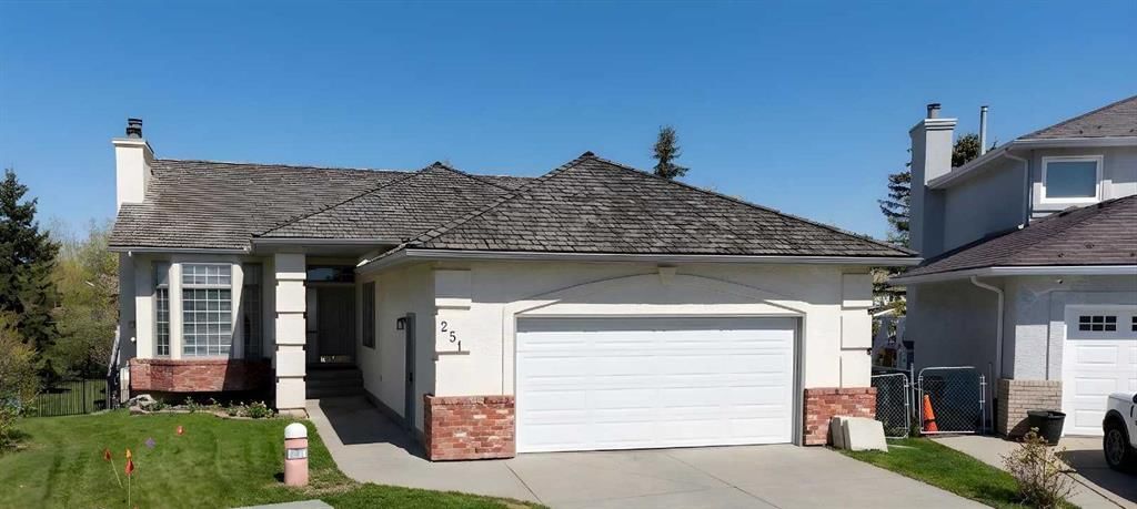 251 Hampshire Place NW, Calgary — main listing photo