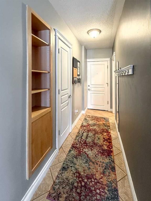 22, 1813 25 Avenue SW, Calgary — photo 2 of 20