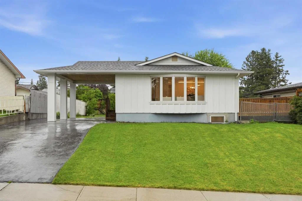 908 Stonehaven Road SW, Calgary — main listing photo