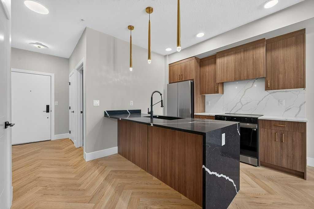 2214, 4270 Norford Avenue NW, Calgary — photo 3 of 34
