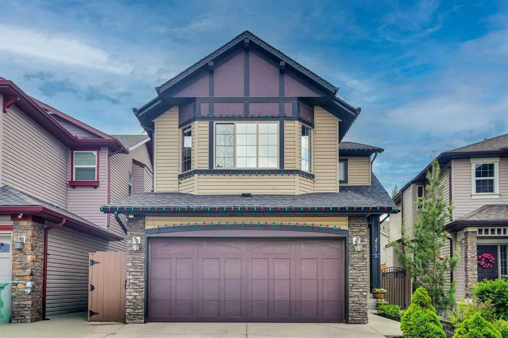 27 Brightoncrest Common SE, Calgary — photo 2 of 40