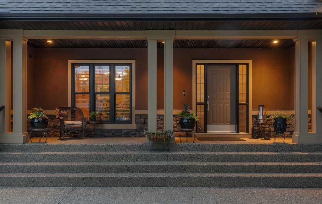 15 Discovery Valley Cove SW, Calgary — photo 4 of 50