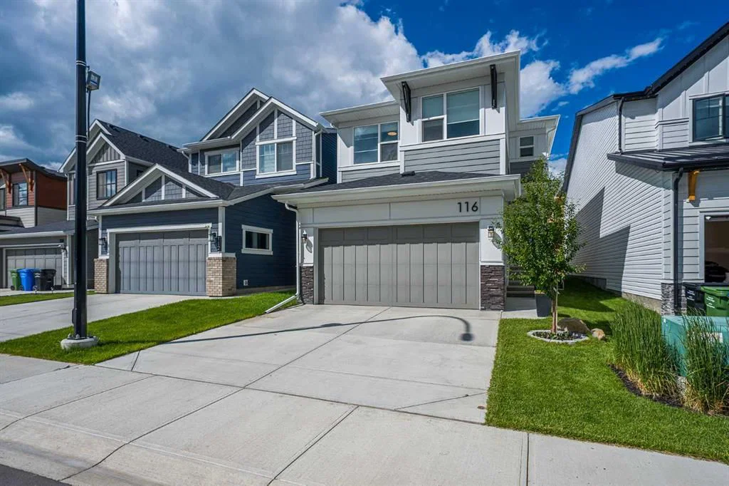 116 Rowmont Heath NW, Calgary — photo 2 of 50