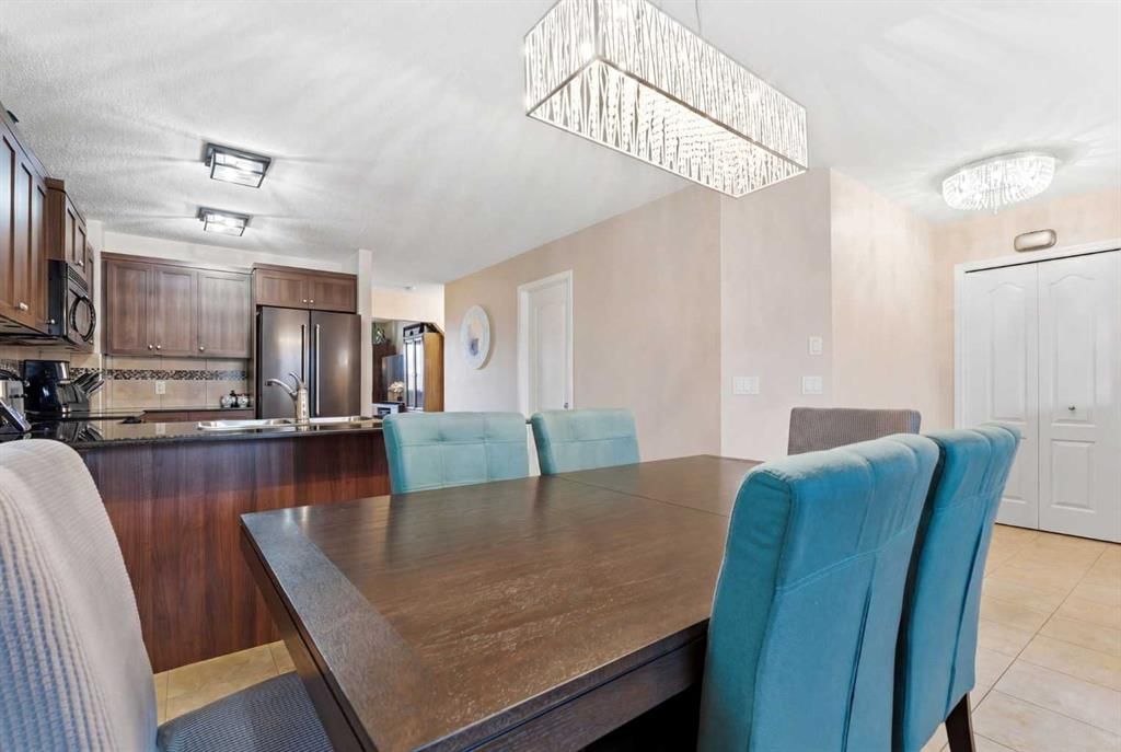 107 Skyview Springs Manor NE, Calgary — photo 5 of 22