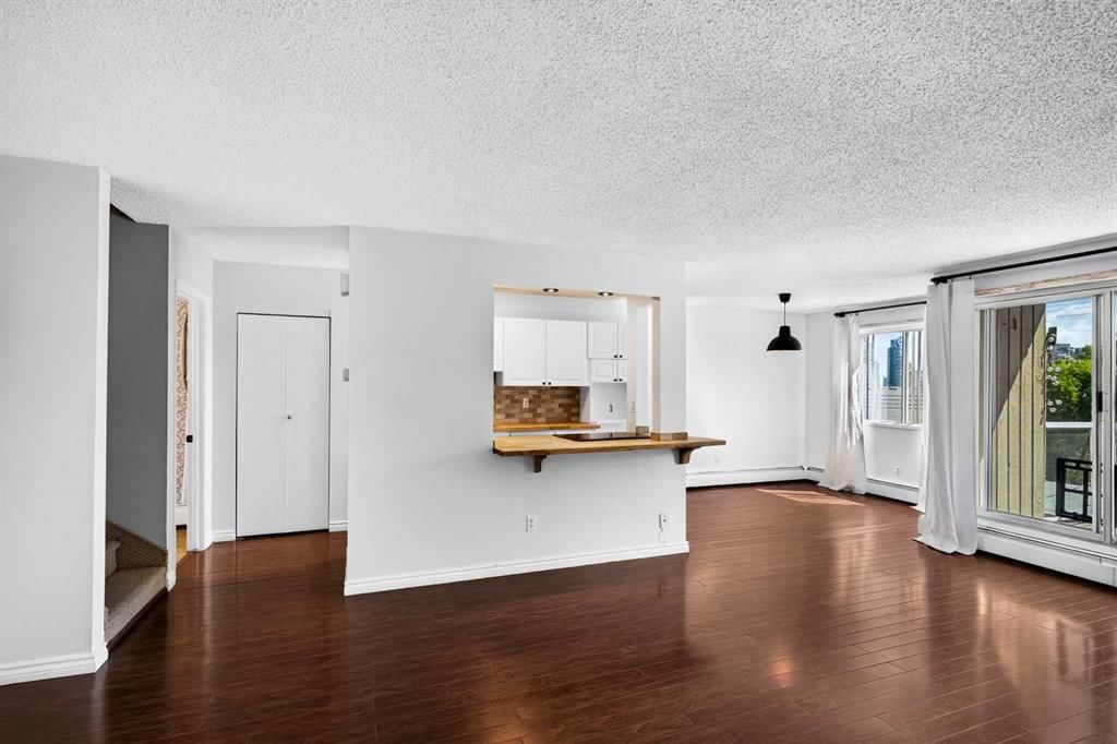 304, 1814 18 Street SW, Calgary — photo 3 of 36