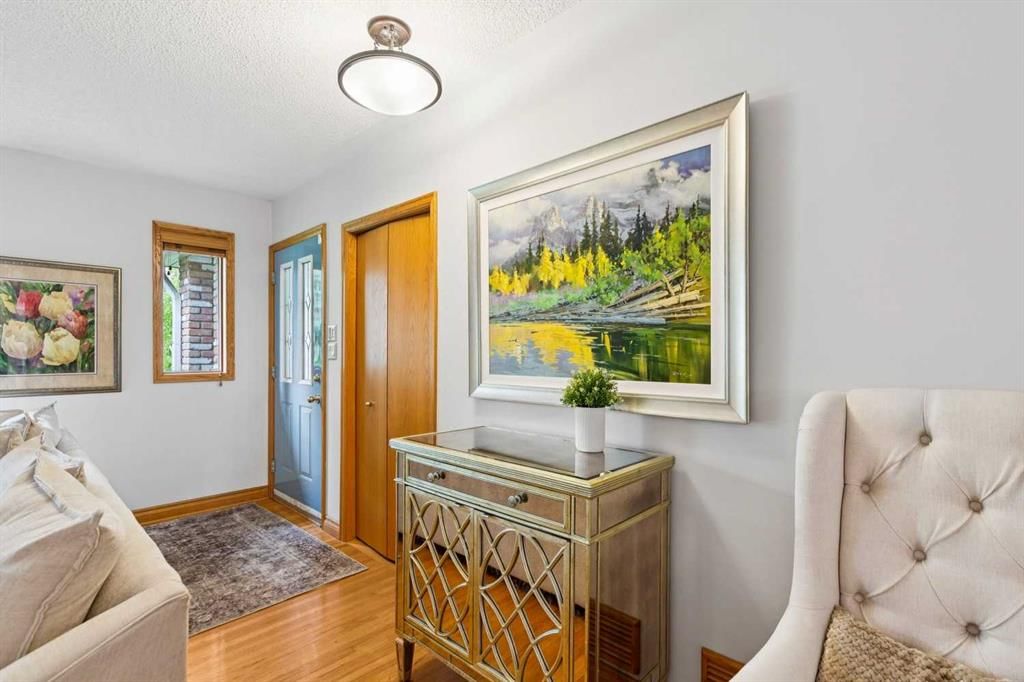 3620 9 Street SW, Calgary — photo 3 of 25