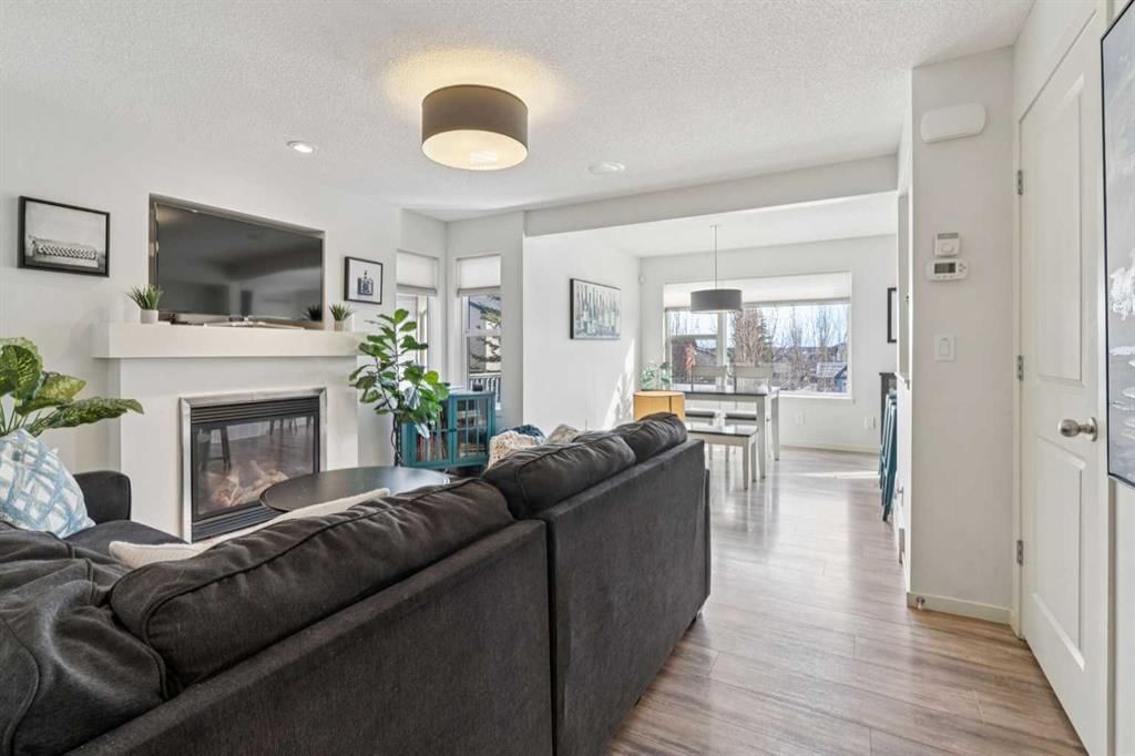 100 Sage Valley Drive NW, Calgary — photo 5 of 27