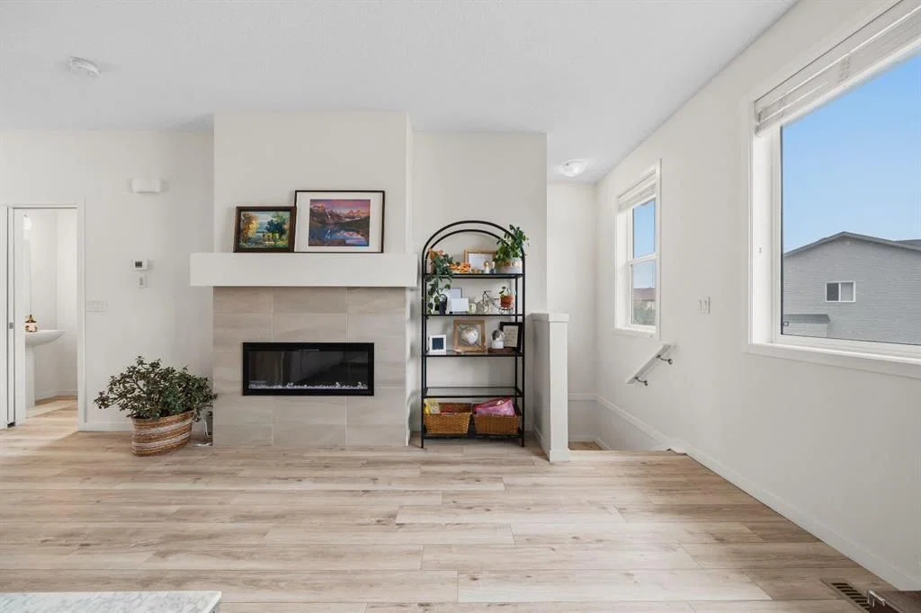 418 Copperstone Manor SE, Calgary — photo 4 of 40