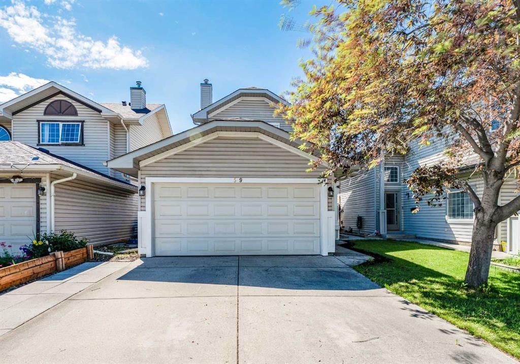 59 Erin Grove SE, Calgary — main listing photo