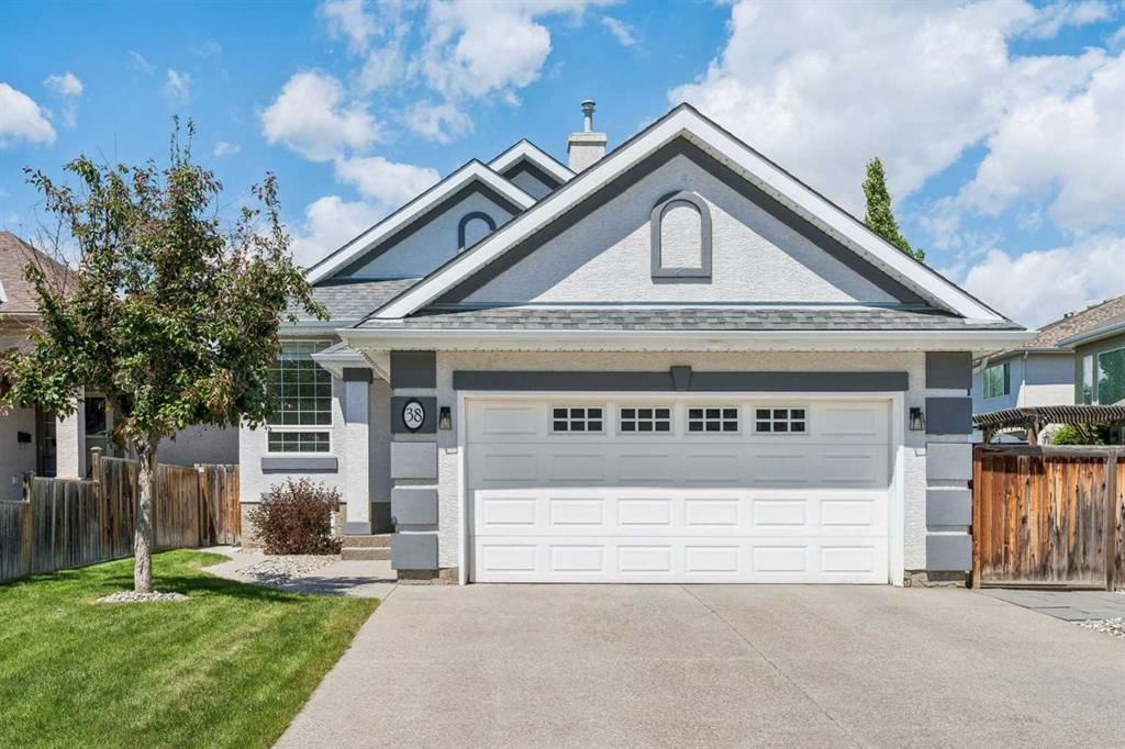 38 Cranleigh Common SE, Calgary — main listing photo