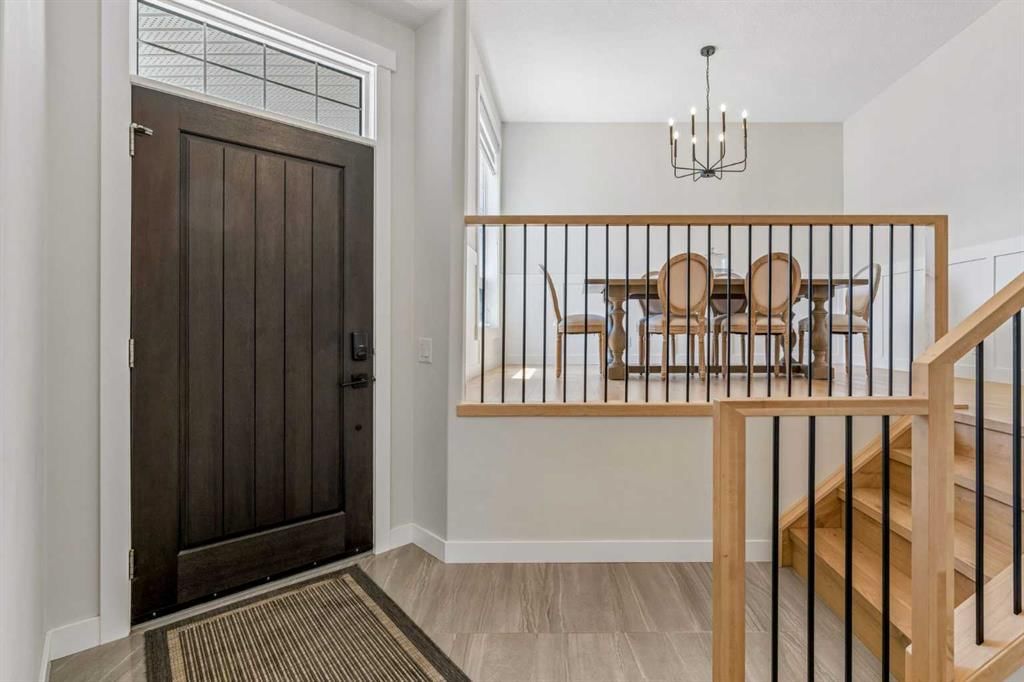 38 Cranleigh Common SE, Calgary — photo 2 of 27