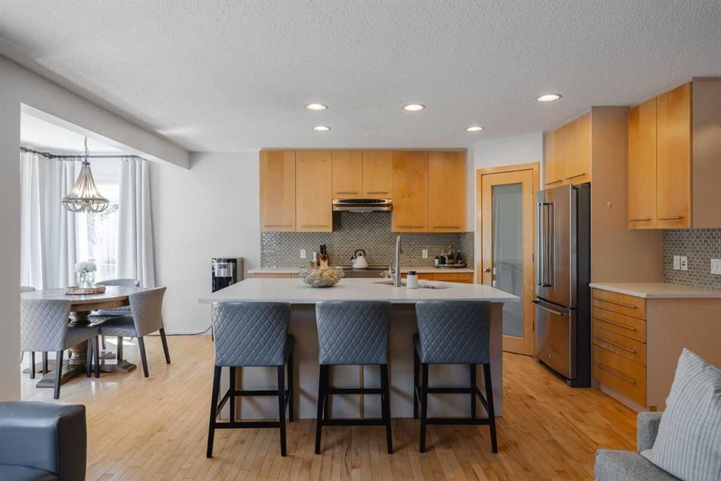 82 Brightondale Parade SE, Calgary — photo 2 of 35