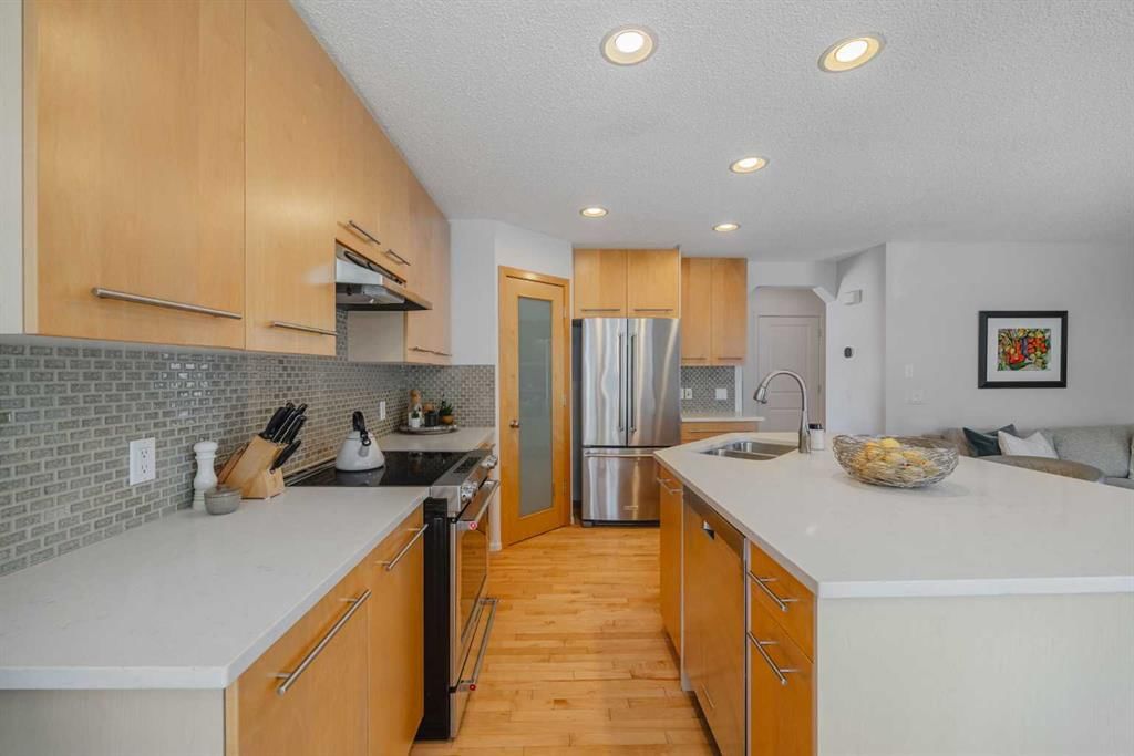 82 Brightondale Parade SE, Calgary — photo 5 of 35