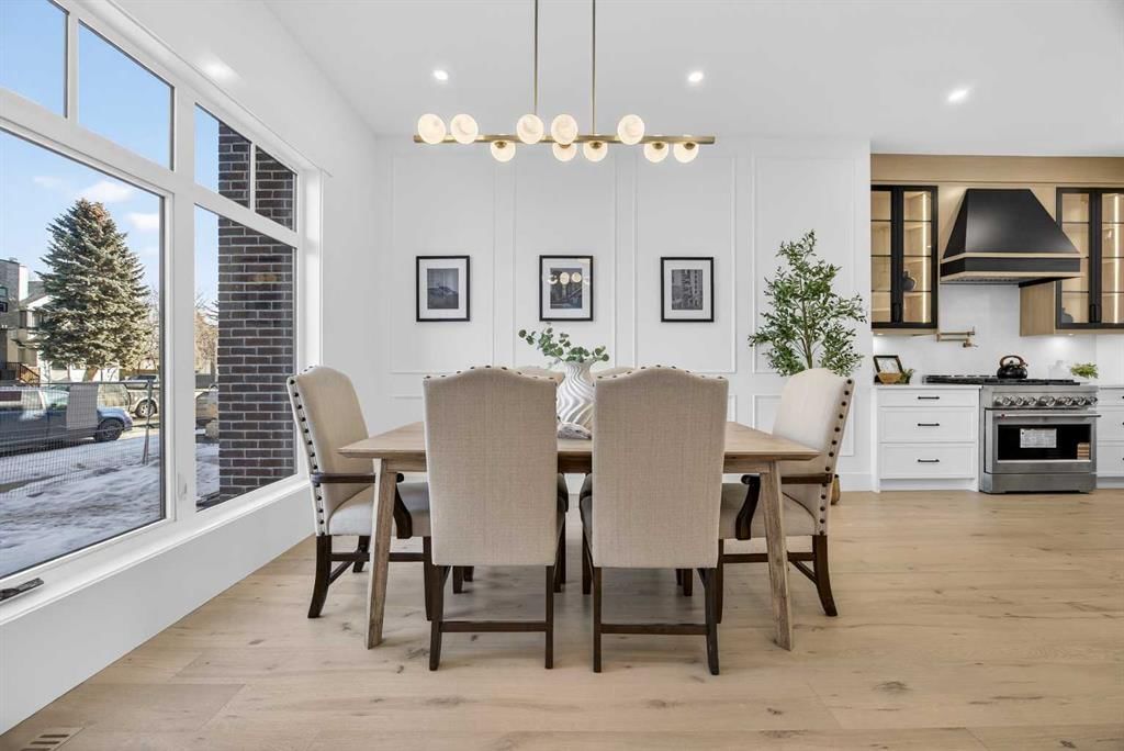 1011 18 Avenue NW, Calgary — photo 4 of 39