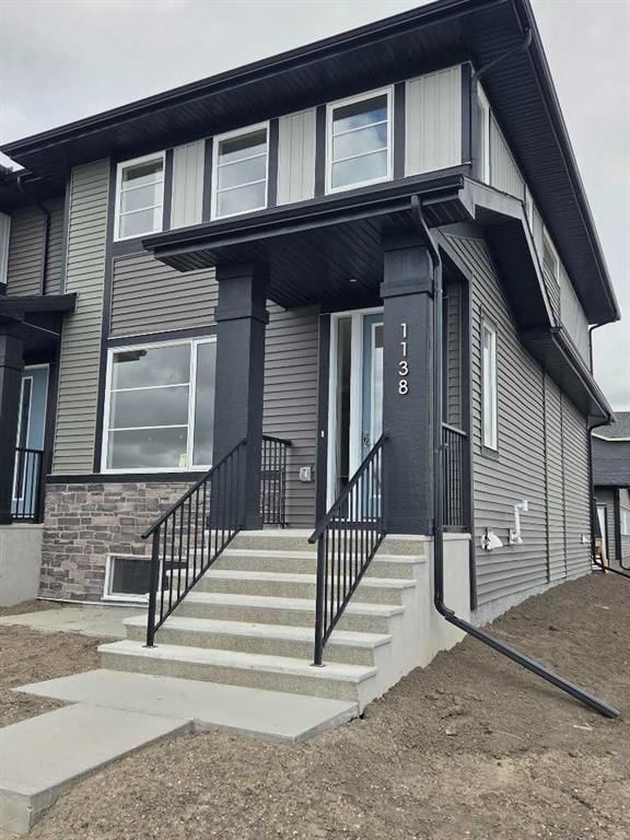 1138 Cobblestone Boulevard SW, Calgary — row/townhouse for sale