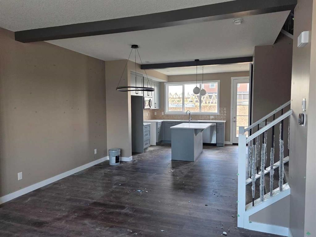 1171 Cobblestone Boulevard SW, Airdrie — photo 3 of 6