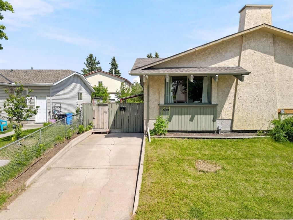 4308 38 Street NE, Calgary — photo 2 of 40