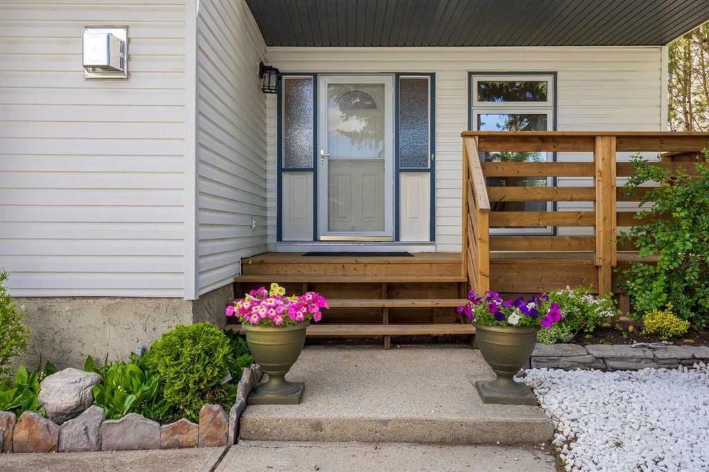 151 Ranchview Place NW, Calgary — photo 4 of 50