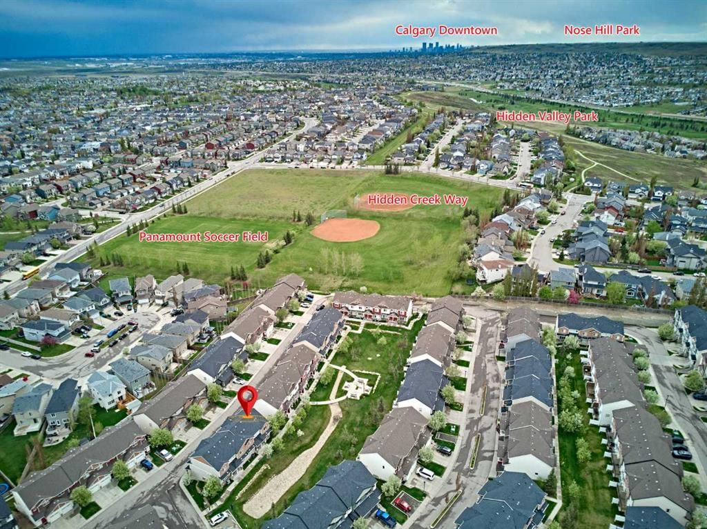 31 PANTEGO Lane NW, Calgary — photo 3 of 34