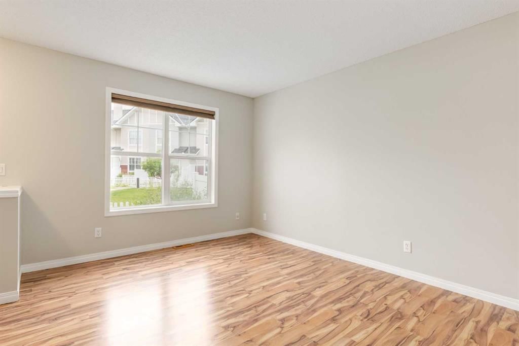 3294 New Brighton Gardens SE, Calgary — photo 4 of 36