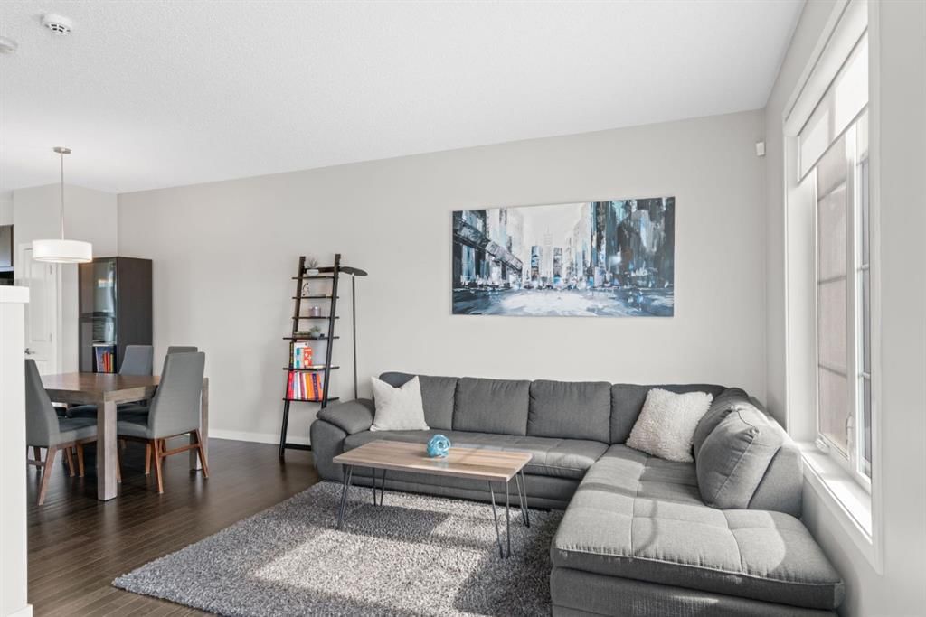 102 Walden Circle SE, Calgary — photo 3 of 32