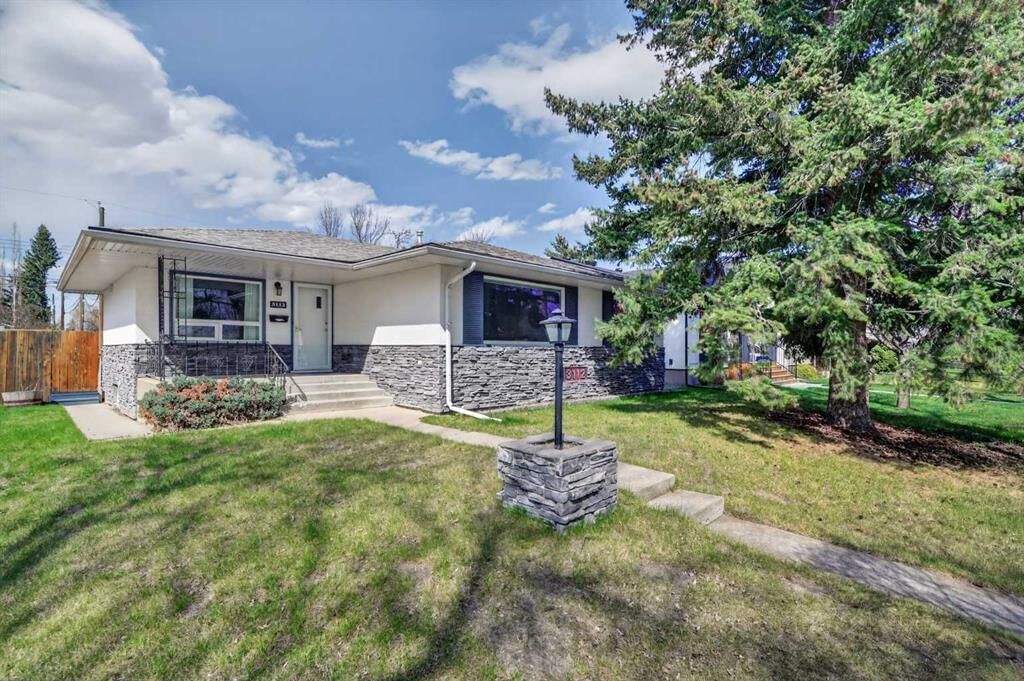 3112 34 Avenue SW, Calgary — main listing photo