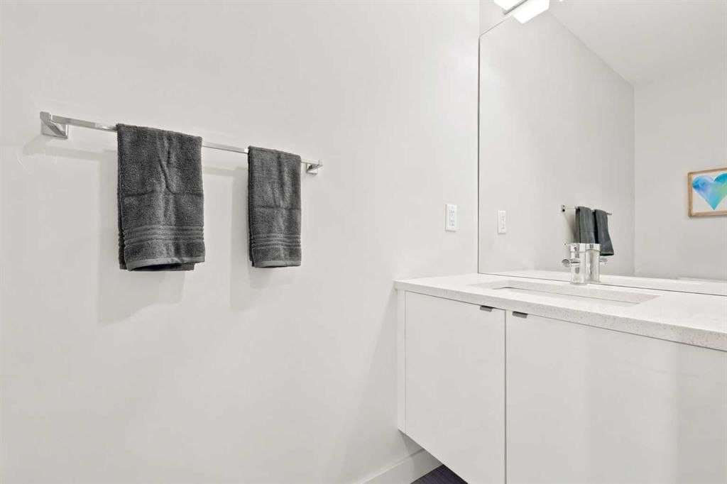 105 Bow Grove NW, Calgary — photo 4 of 39
