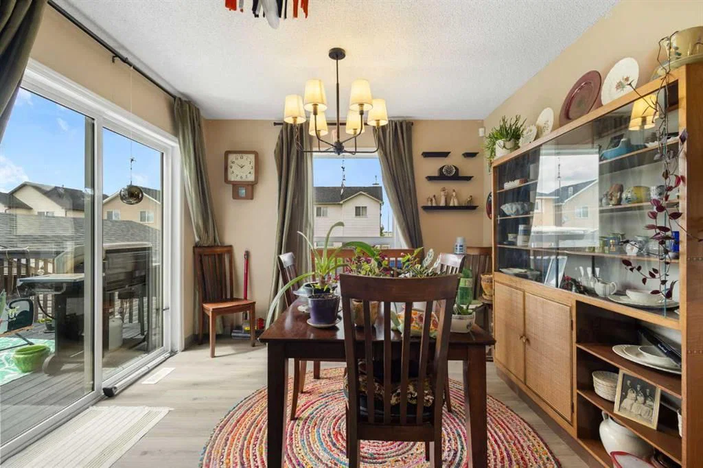 59 Saddlemont Road NE, Calgary — photo 4 of 28