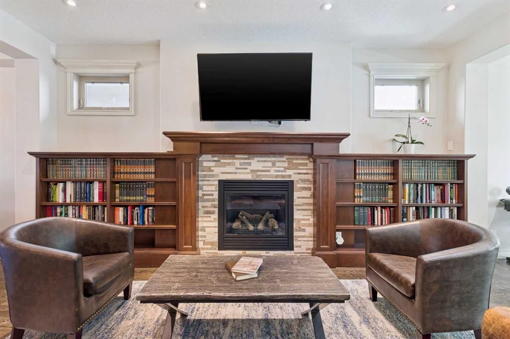 1723 31 Street SW, Calgary — photo 5 of 49