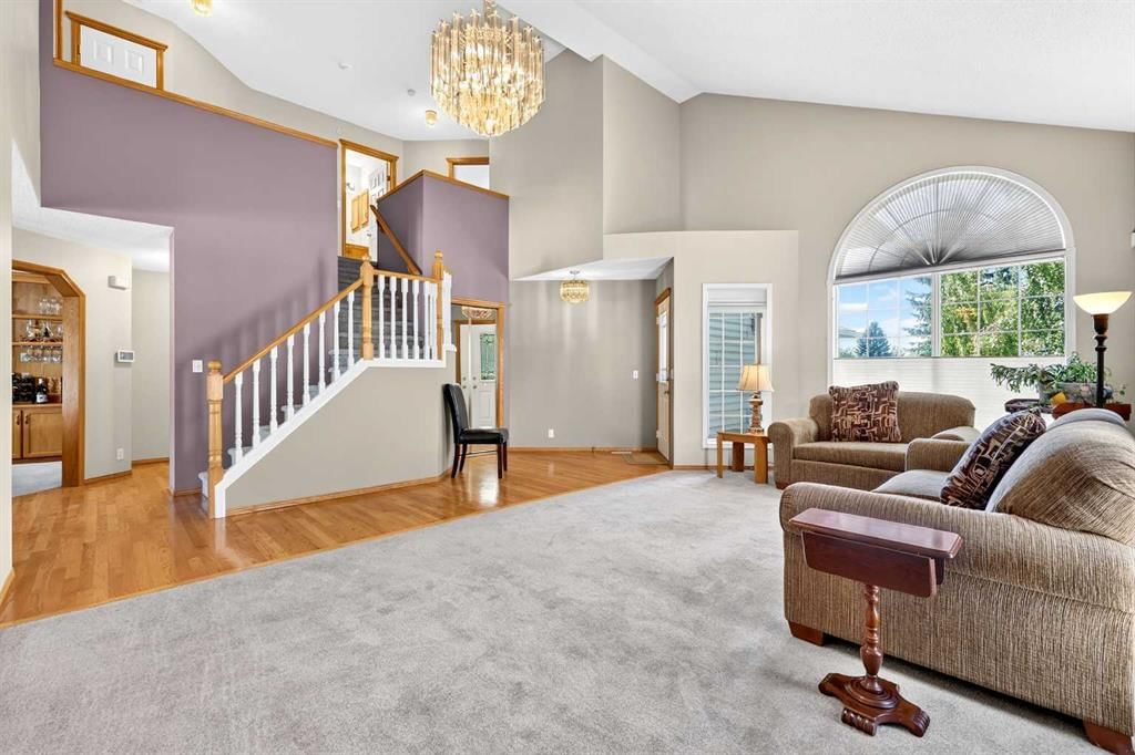 72 Douglas Park Boulevard SE, Calgary — photo 2 of 45