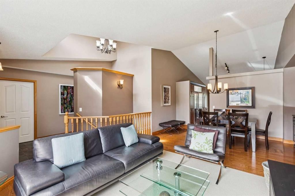 137 Arbour Ridge Circle NW, Calgary — photo 5 of 41