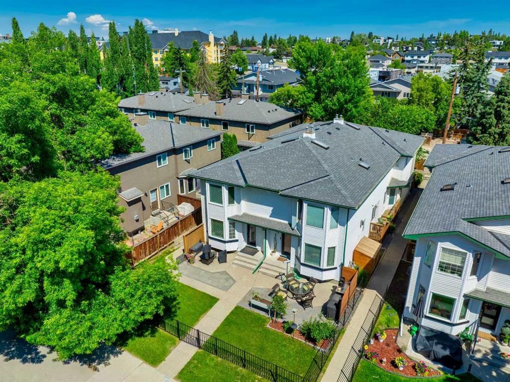 1, 2128 35 Avenue SW, Calgary — photo 2 of 33
