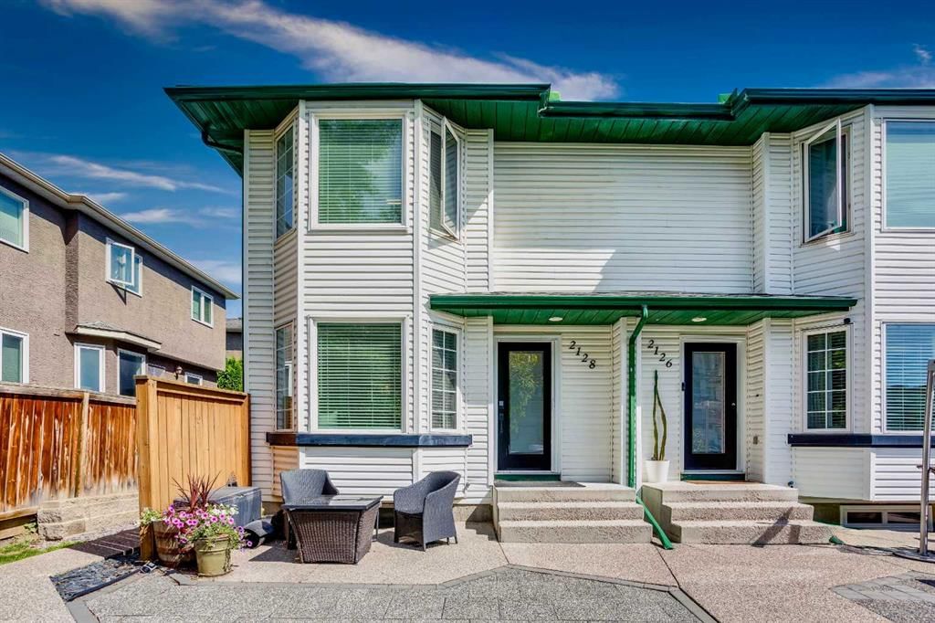 1, 2128 35 Avenue SW, Calgary — photo 5 of 33