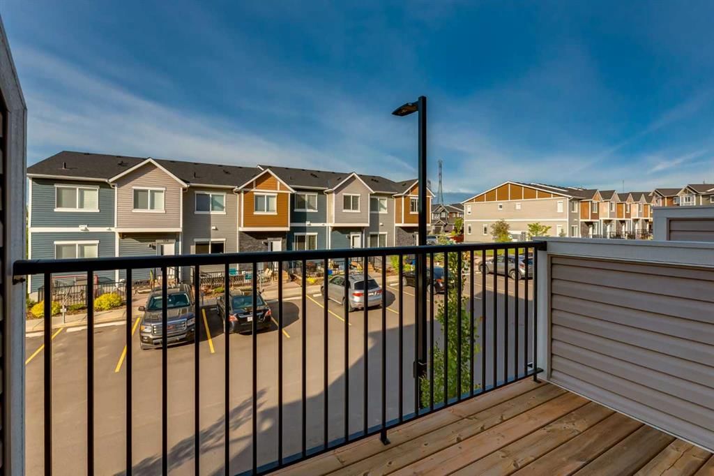 136 Tuscany Summit Square NW, Calgary — photo 5 of 21