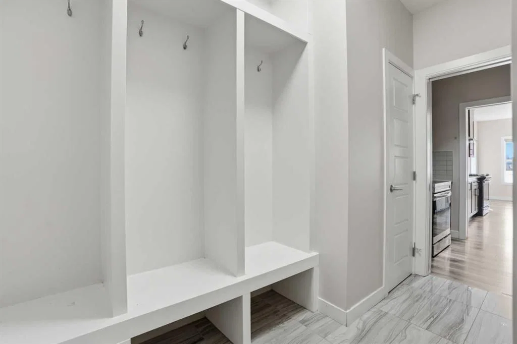 93 Saddlestone Place NE, Calgary — photo 5 of 37