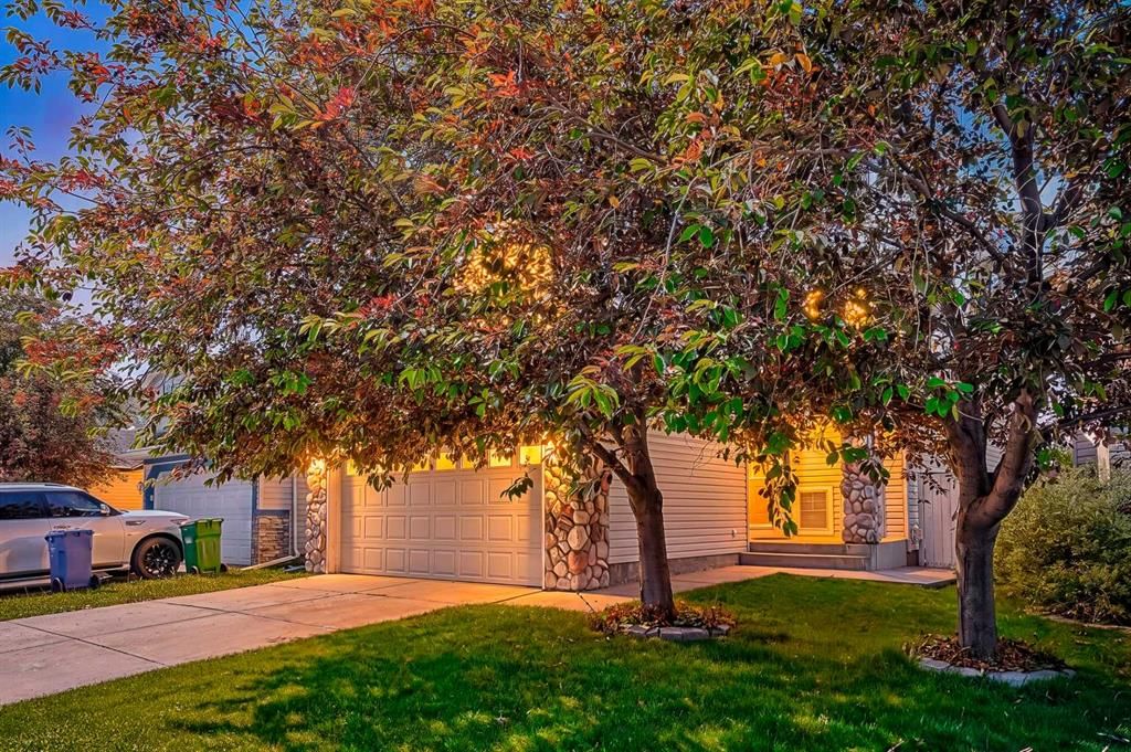236 Covepark Close NE, Calgary — photo 3 of 36