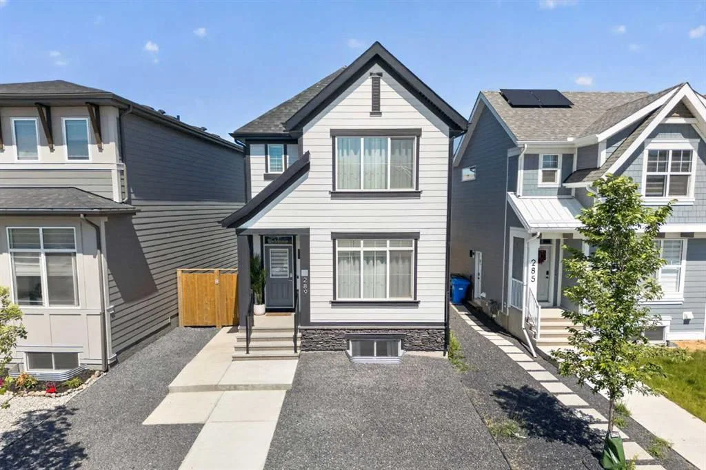 289 Magnolia Way SE, Calgary — main listing photo