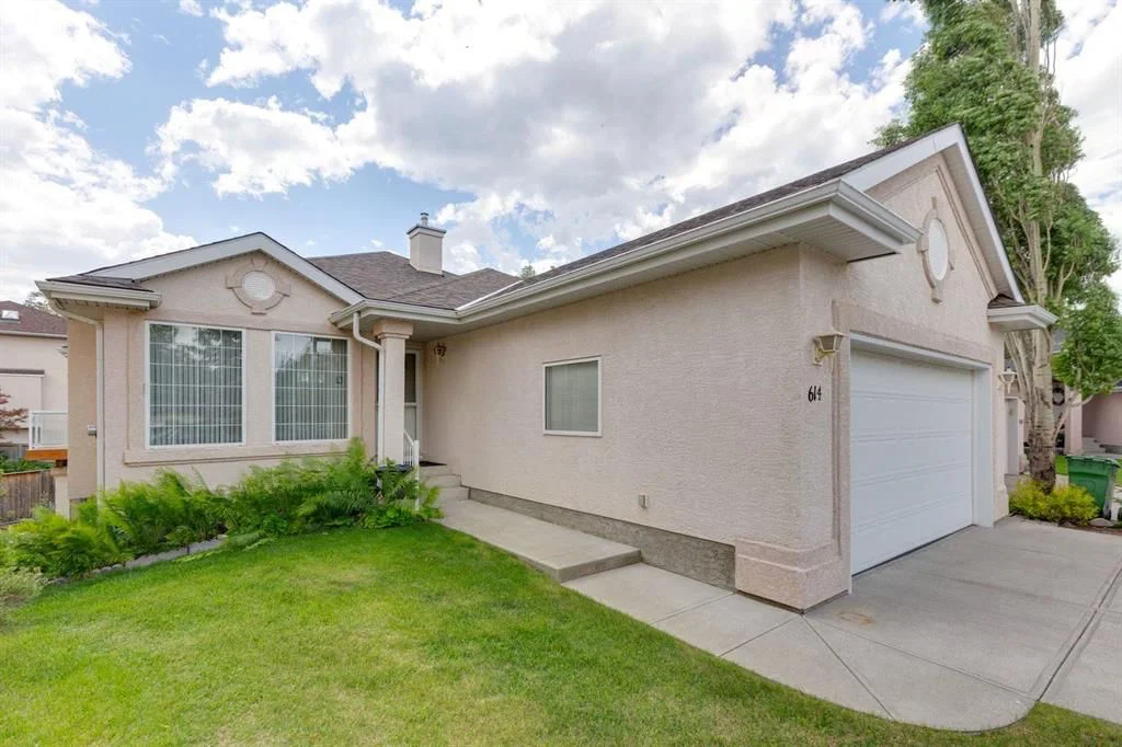 614 Sierra Madre Court SW, Calgary — photo 2 of 40