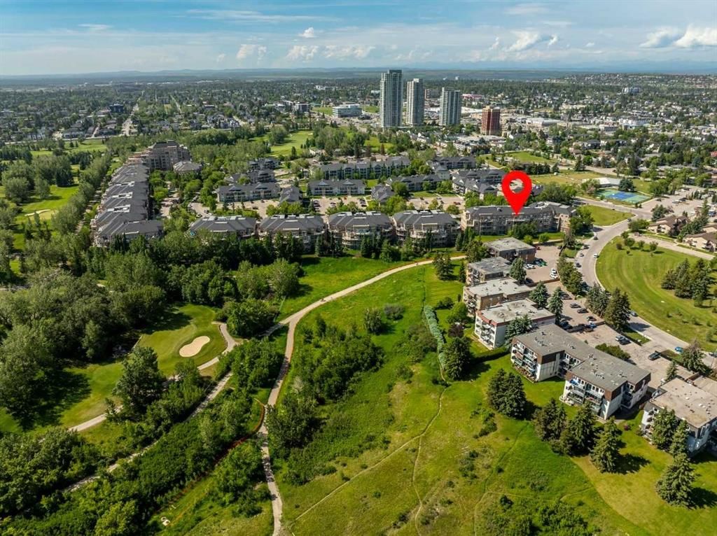 405, 2 Hemlock Crescent SW, Calgary — photo 3 of 48
