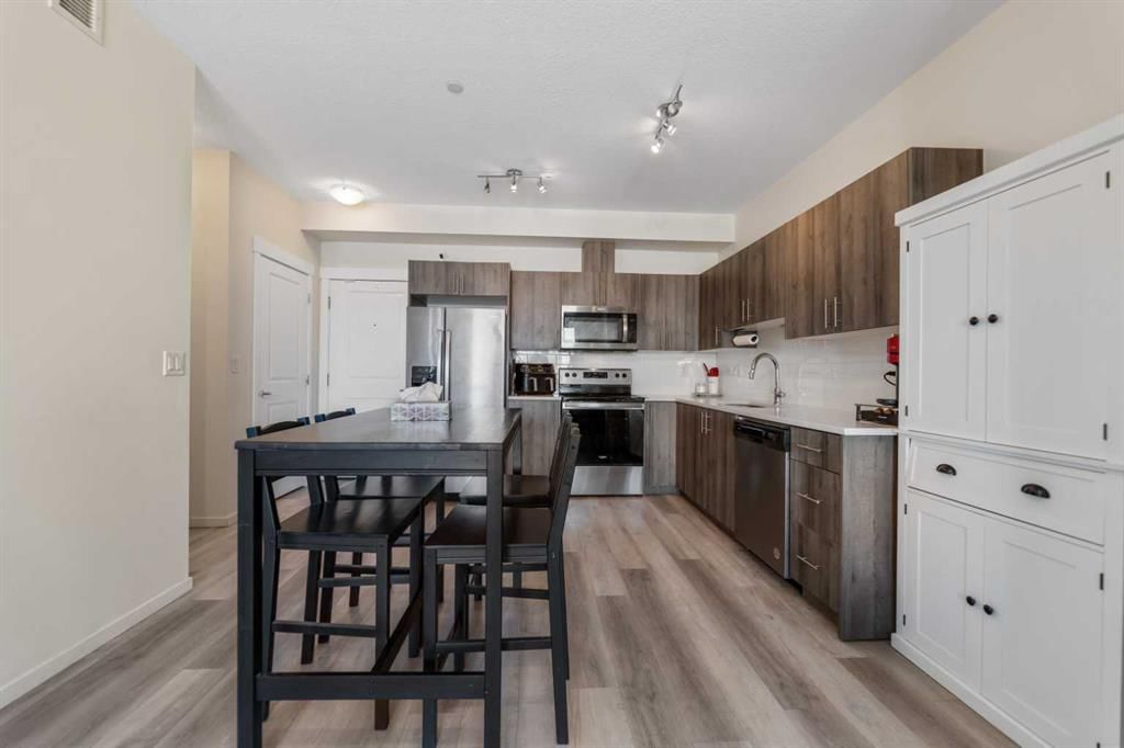 4215, 15 Sage Meadows Landing NW, Calgary — photo 5 of 33