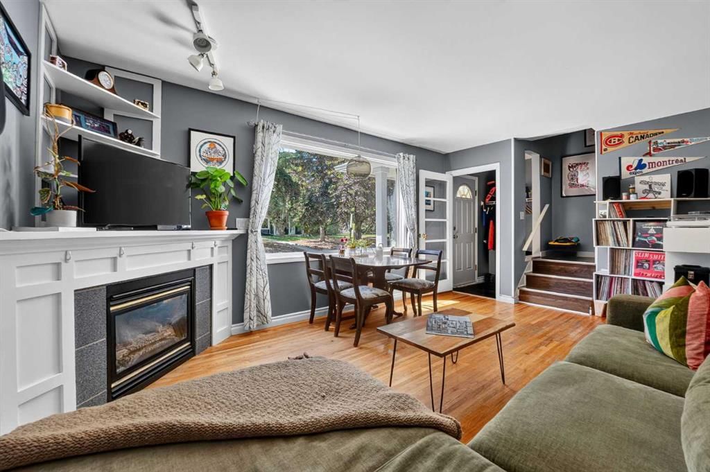 624 Regal Park NE, Calgary — photo 4 of 27